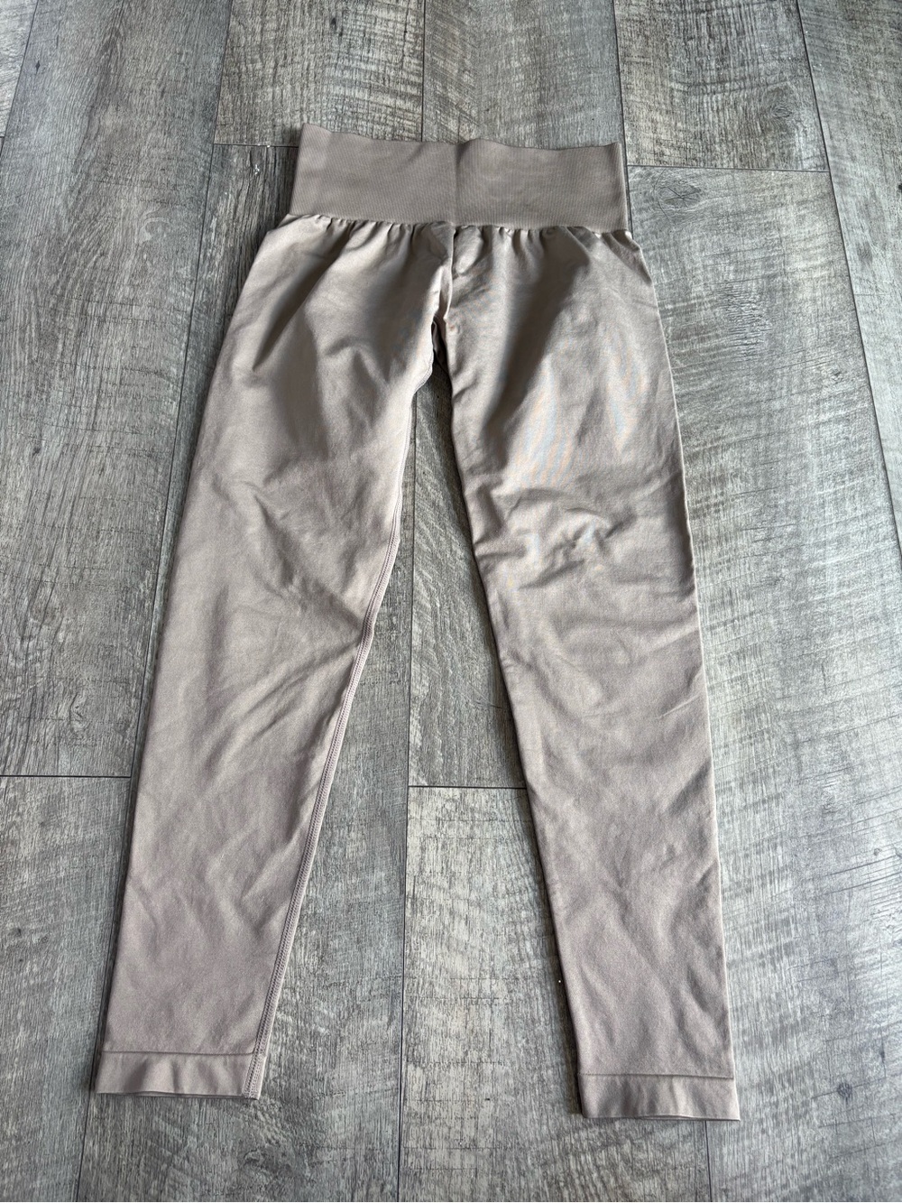 NVGTN High-Waist Leggings in Taupe